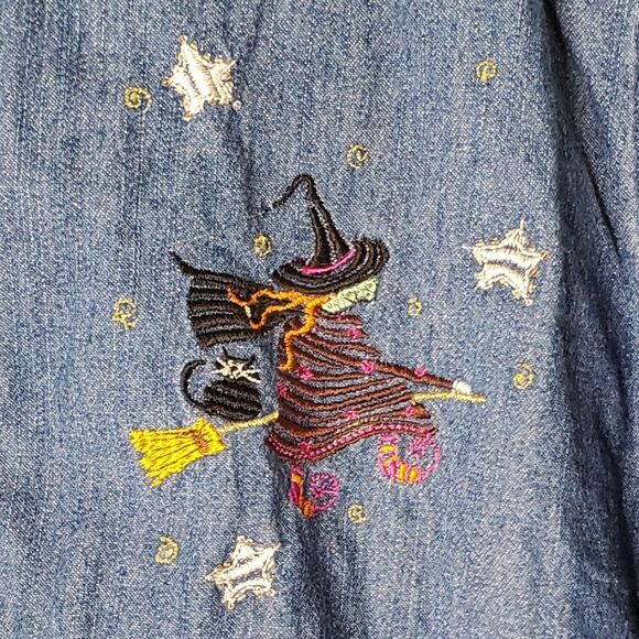 Classic Elements Embroidered Halloween Denim Shirt Womens Size 14 - Picture 2 of 9